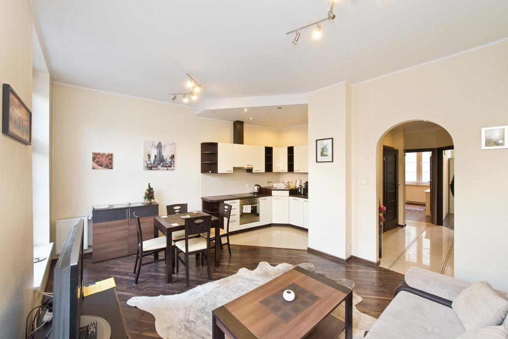 Gdanskie Apartamenty - Apartamenty - Dluga Z Widokiem Na Ratusz I Nad Motlawa Quarto foto